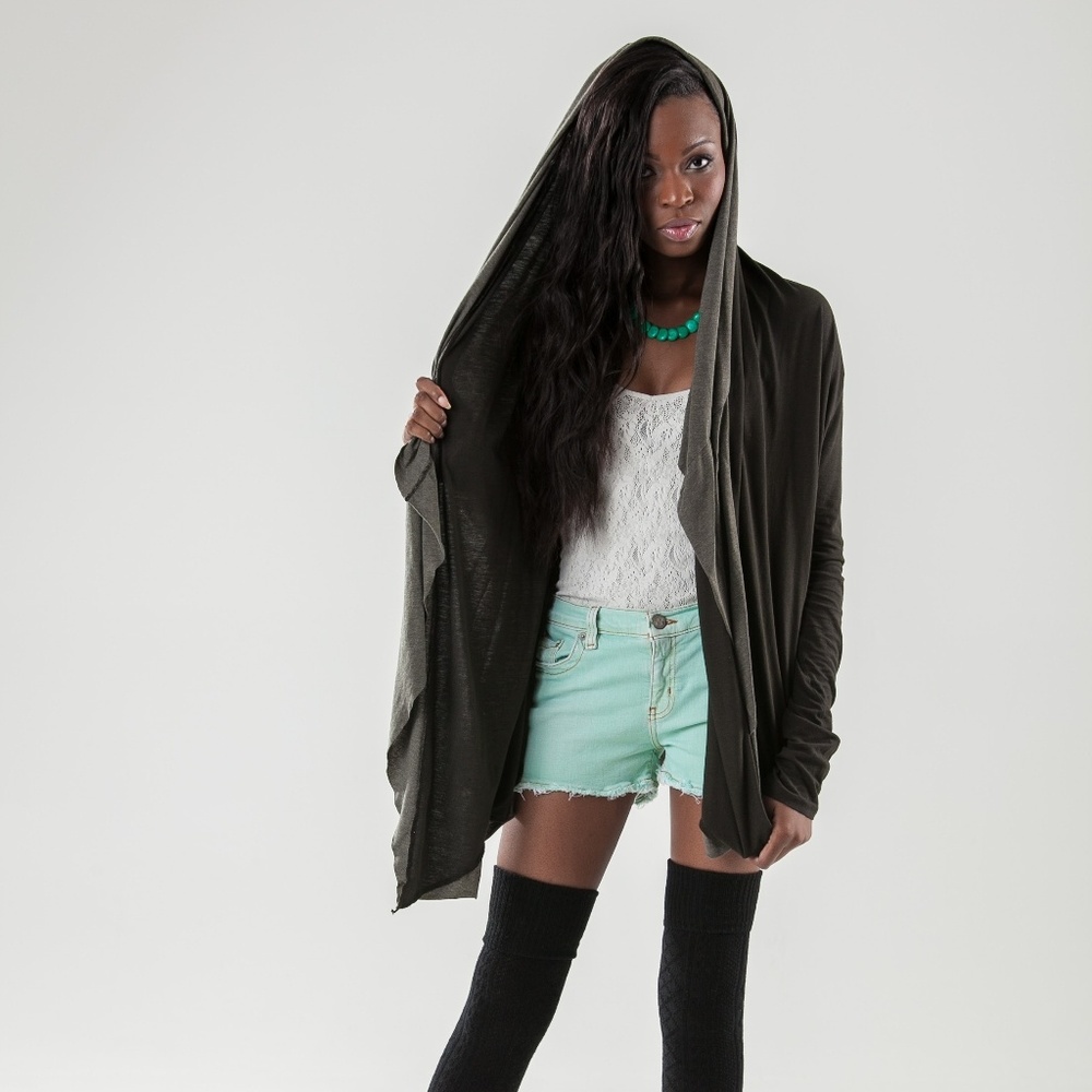 🖤 New! Riding Hood Cardi